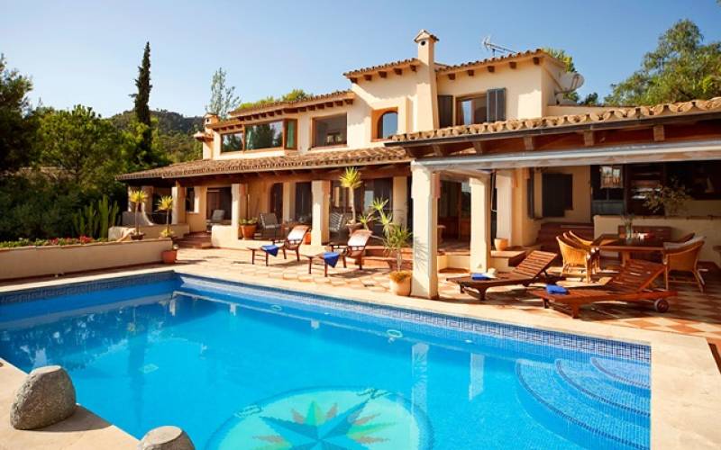 South facing sea view villa in Bendinat for sale in Mallorca