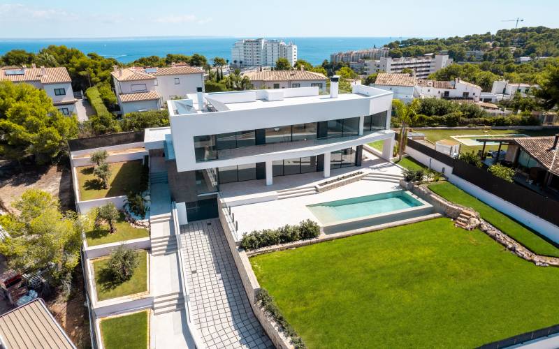 Stunning new villa in Cala Vinyes for sale in Mallorca