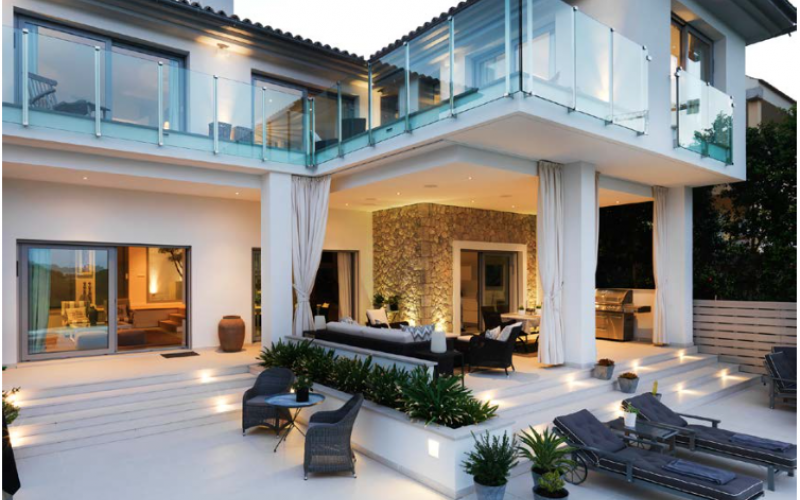 Stunning modern villa in Portals Nous for sale in Mallorca