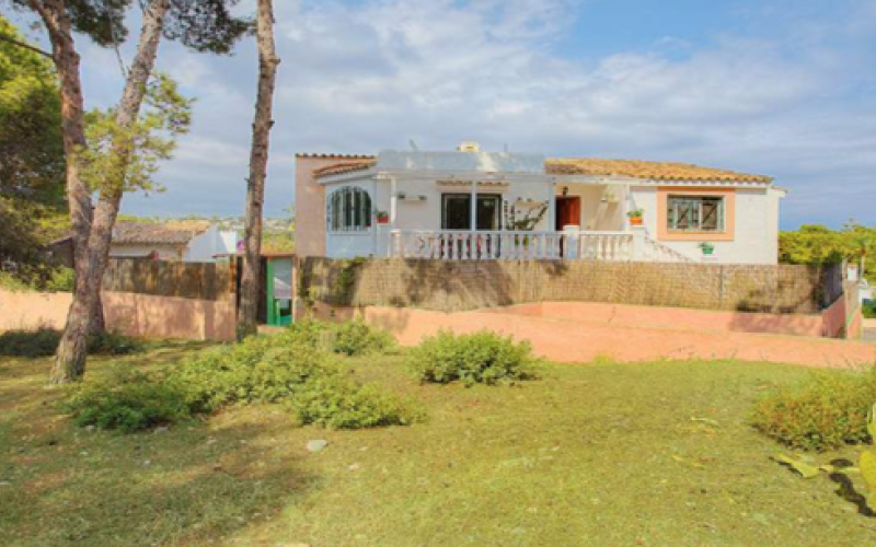 Reformed townhouse in Bendinat for sale in Mallorca